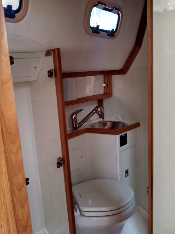 Banheiro e Box Suíte de Popa